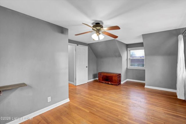 3010 Talisman Rd, Louisville, KY 40220