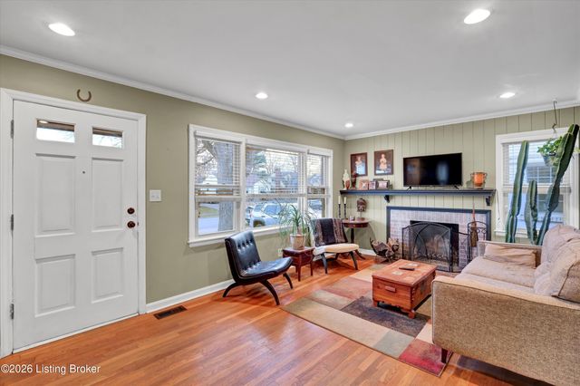 3010 Talisman Rd, Louisville, KY 40220