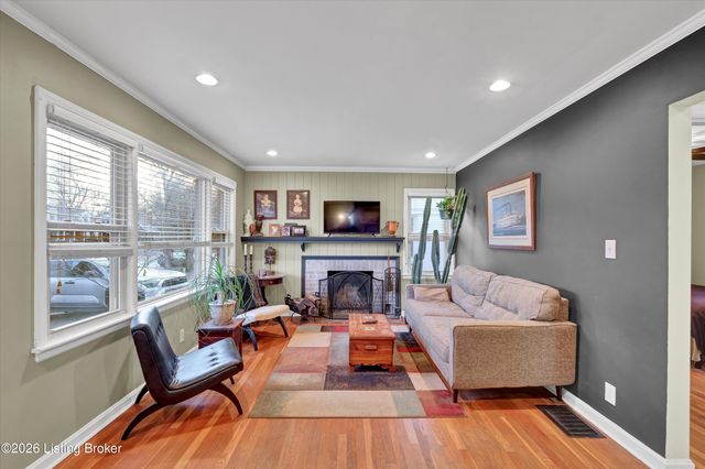 3010 Talisman Rd, Louisville, KY 40220