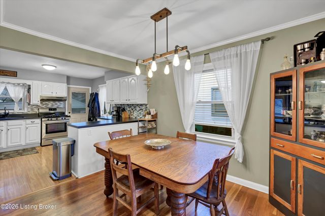 3010 Talisman Rd, Louisville, KY 40220