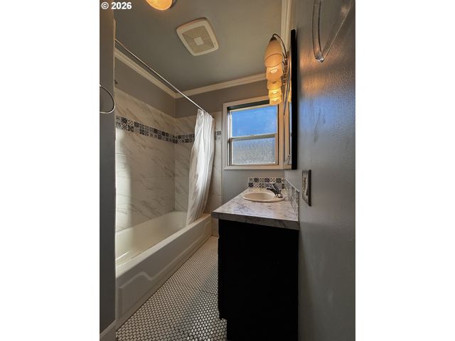 46788 SUNSET Ave, Westfir, OR 97492