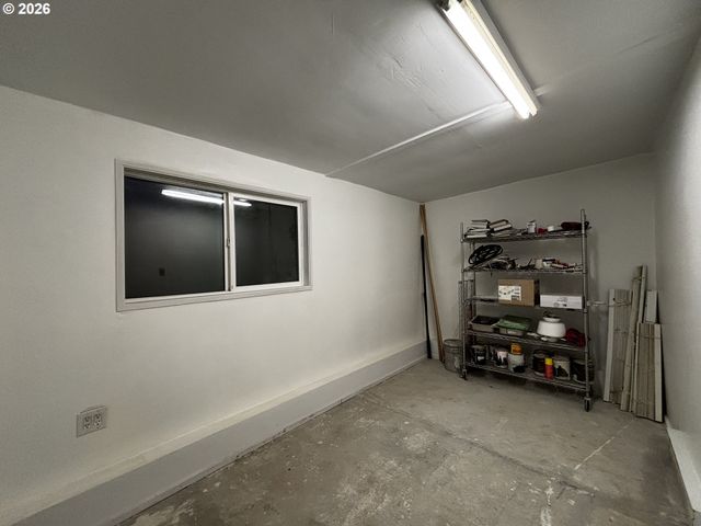 46788 SUNSET Ave, Westfir, OR 97492