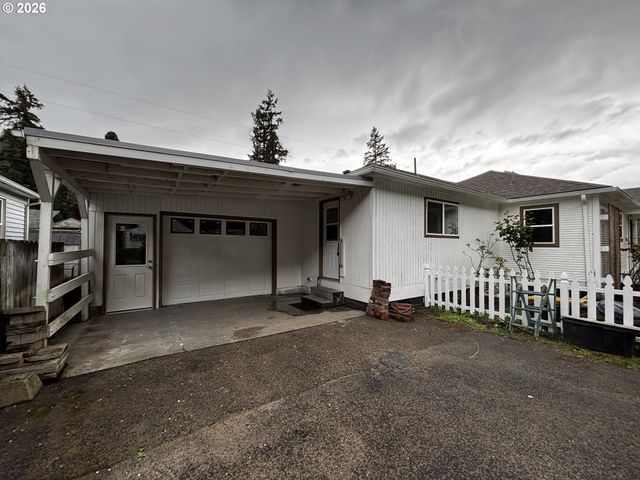 46788 SUNSET Ave, Westfir, OR 97492