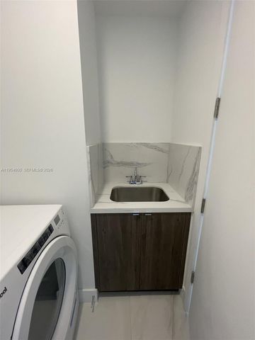 17550 Collins Ave 1505, Sunny Isles Beach, FL 33160