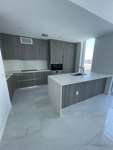 17550 Collins Ave 1505, Sunny Isles Beach, FL 33160