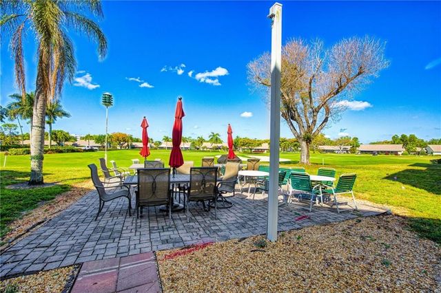 6220 Augusta DR 410, Fort Myers, FL 33907
