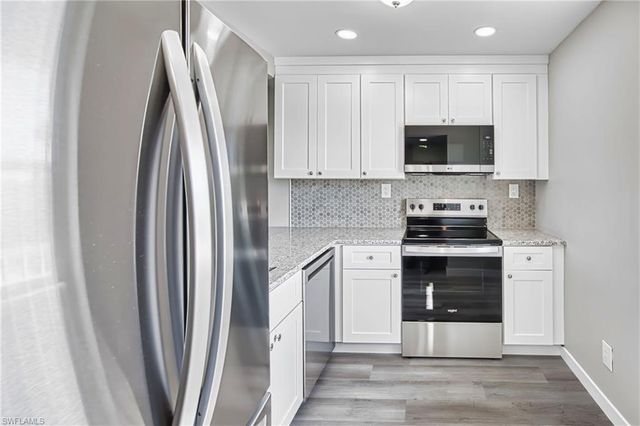 6220 Augusta DR 410, Fort Myers, FL 33907