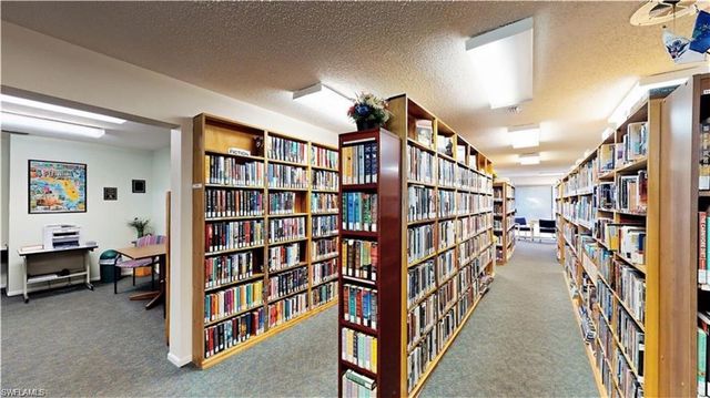 6220 Augusta DR 410, Fort Myers, FL 33907