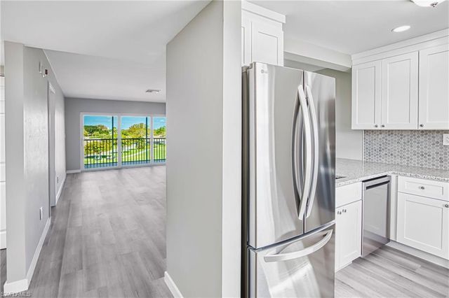 6220 Augusta DR 410, Fort Myers, FL 33907
