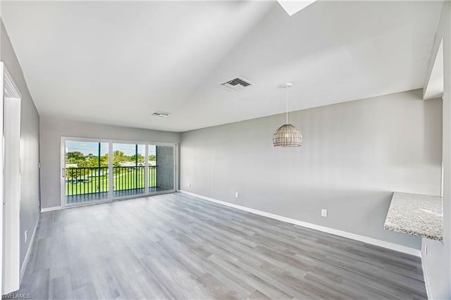 6220 Augusta DR 410, Fort Myers, FL 33907