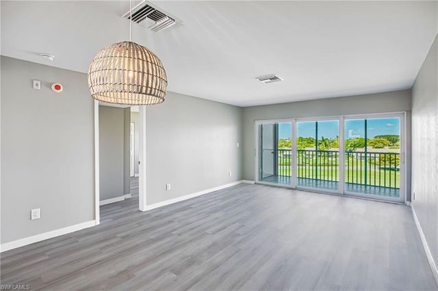 6220 Augusta DR 410, Fort Myers, FL 33907