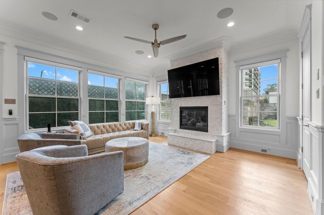 426 Marshall Street, Houston, TX 77006