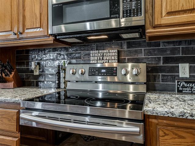 3840 Pachem Avenue, Harrah, OK 73045