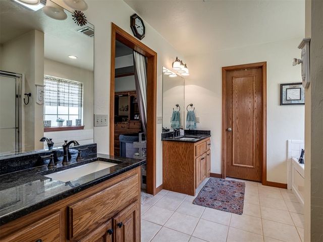 3840 Pachem Avenue, Harrah, OK 73045