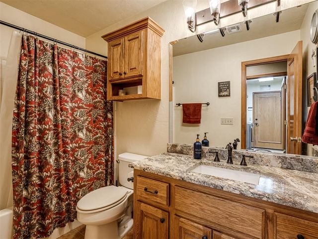 3840 Pachem Avenue, Harrah, OK 73045