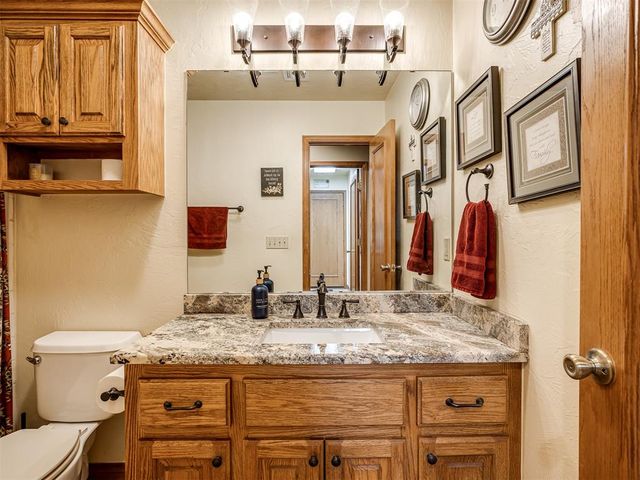 3840 Pachem Avenue, Harrah, OK 73045