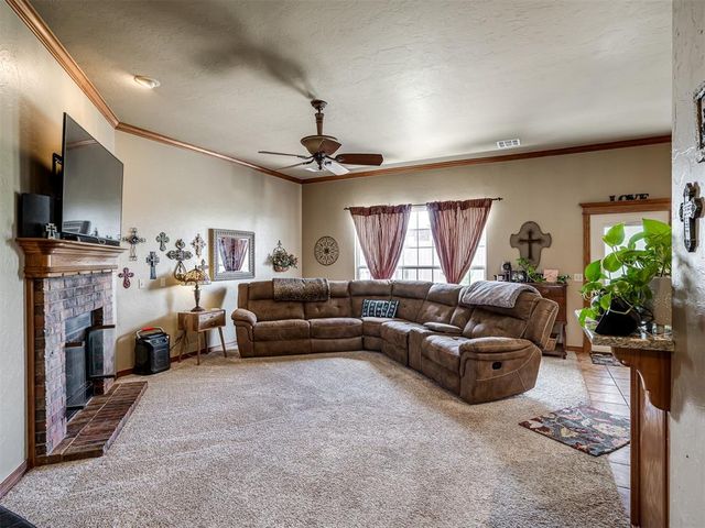 3840 Pachem Avenue, Harrah, OK 73045