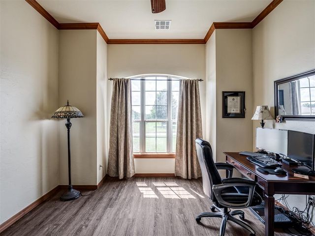 3840 Pachem Avenue, Harrah, OK 73045