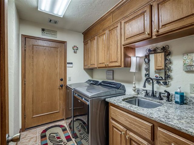 3840 Pachem Avenue, Harrah, OK 73045