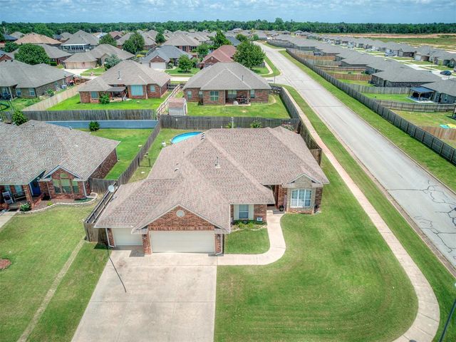 3840 Pachem Avenue, Harrah, OK 73045