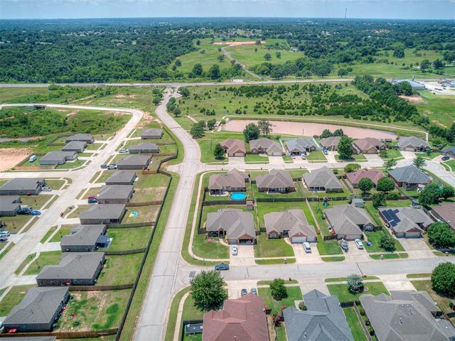 3840 Pachem Avenue, Harrah, OK 73045