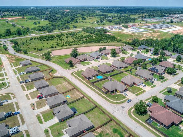 3840 Pachem Avenue, Harrah, OK 73045