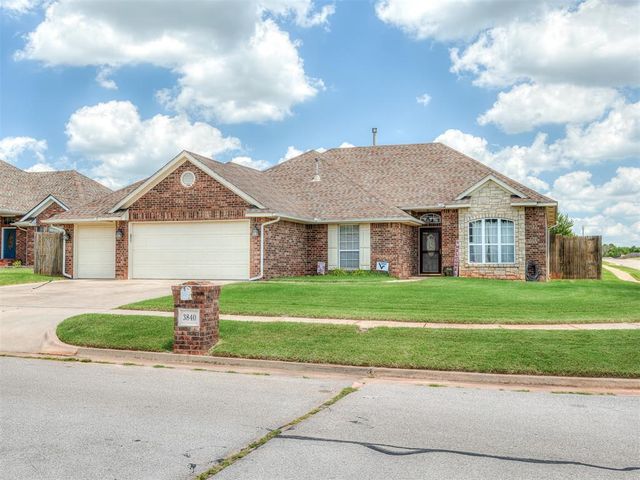3840 Pachem Avenue, Harrah, OK 73045