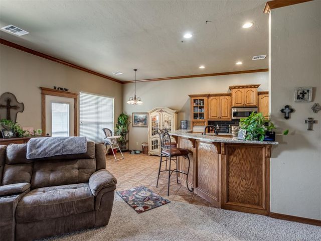 3840 Pachem Avenue, Harrah, OK 73045