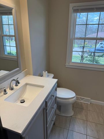 221 Stratford Drive, Richmond, KY 40475