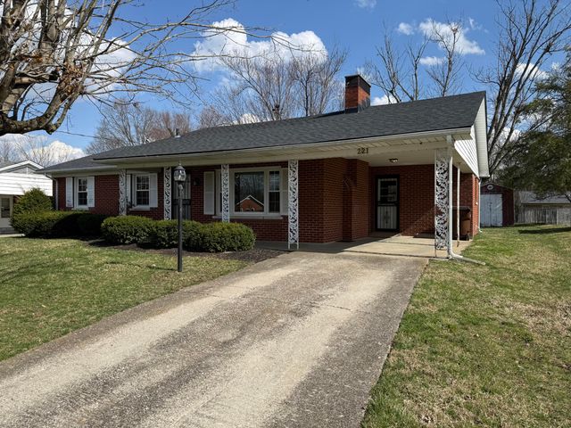 221 Stratford Drive, Richmond, KY 40475