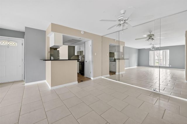 14555 Wunderlich Drive 2208, Houston, TX 77069