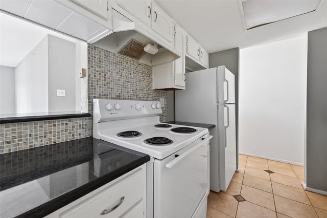 14555 Wunderlich Drive 2208, Houston, TX 77069
