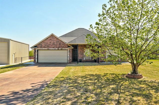 1970 Saddlecloth Trail, Guthrie, OK 73044