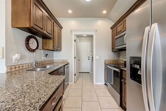 1970 Saddlecloth Trail, Guthrie, OK 73044