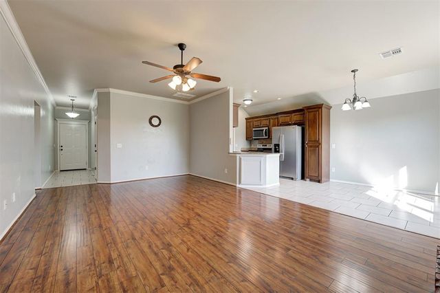 1970 Saddlecloth Trail, Guthrie, OK 73044