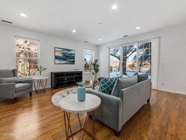 121 Commons Court, Wheeling, IL 60090