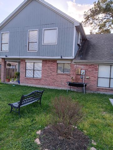 12346 Misty Laurel Drive, Houston, TX 77014