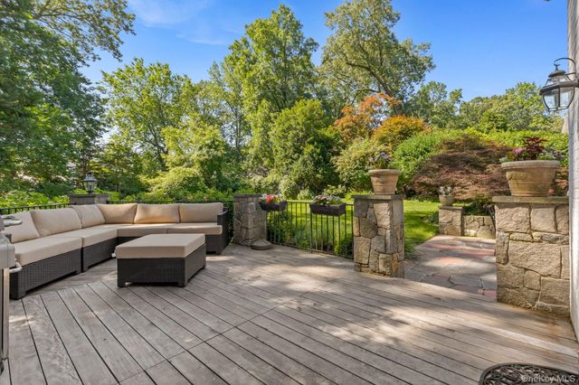 257 Barnard Road, Larchmont, NY 10538