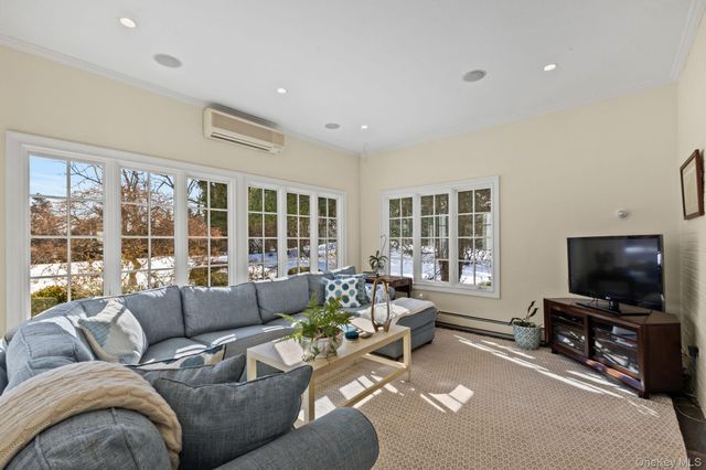 257 Barnard Road, Larchmont, NY 10538