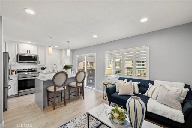 3 Summer Breeze, Irvine, CA 92603