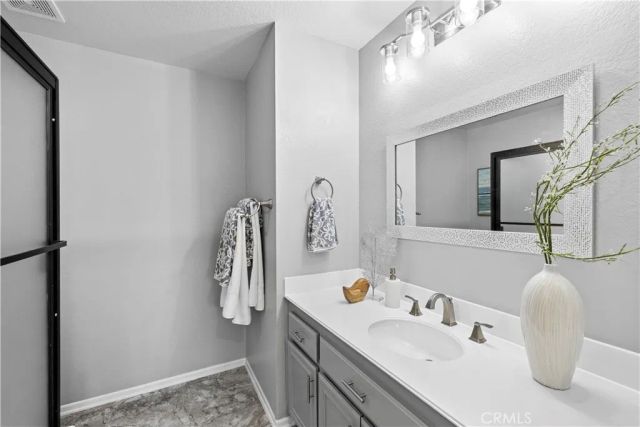 3 Summer Breeze, Irvine, CA 92603