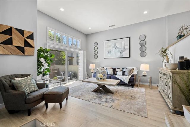 3 Summer Breeze, Irvine, CA 92603