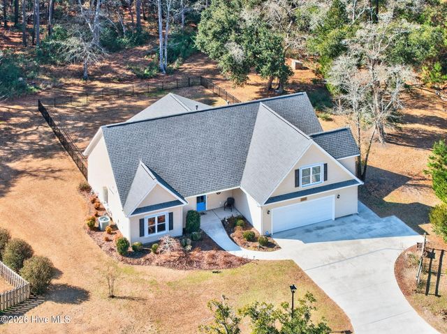 5360 Glennfield Circle SE, Boiling Spring Lakes, NC 28461