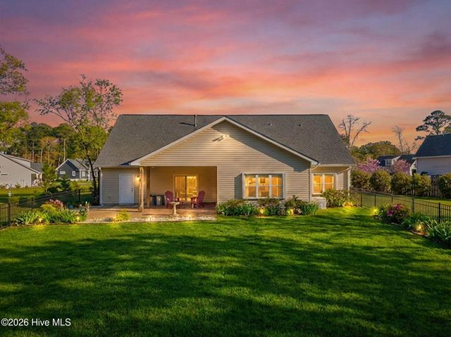 5360 Glennfield Circle SE, Boiling Spring Lakes, NC 28461