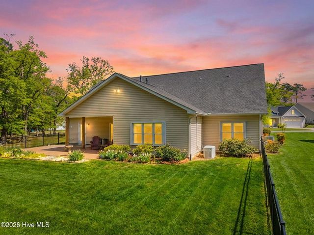 5360 Glennfield Circle SE, Boiling Spring Lakes, NC 28461