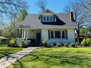 221 W WADDIL Street, Marksville, LA 71351