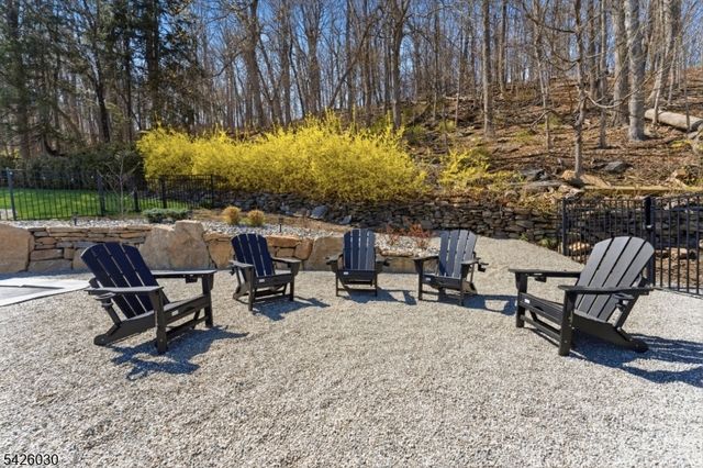 79 Ann St, Dover Town, NJ 07801