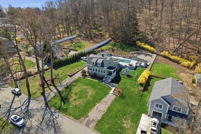 79 Ann St, Dover Town, NJ 07801