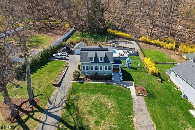 79 Ann St, Dover Town, NJ 07801