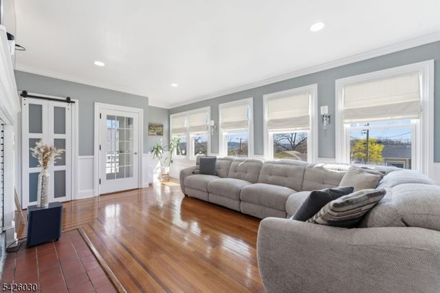 79 Ann St, Dover Town, NJ 07801